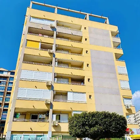 A40 - Marina Palace - 2004 Finestrat S.l. Apartment *